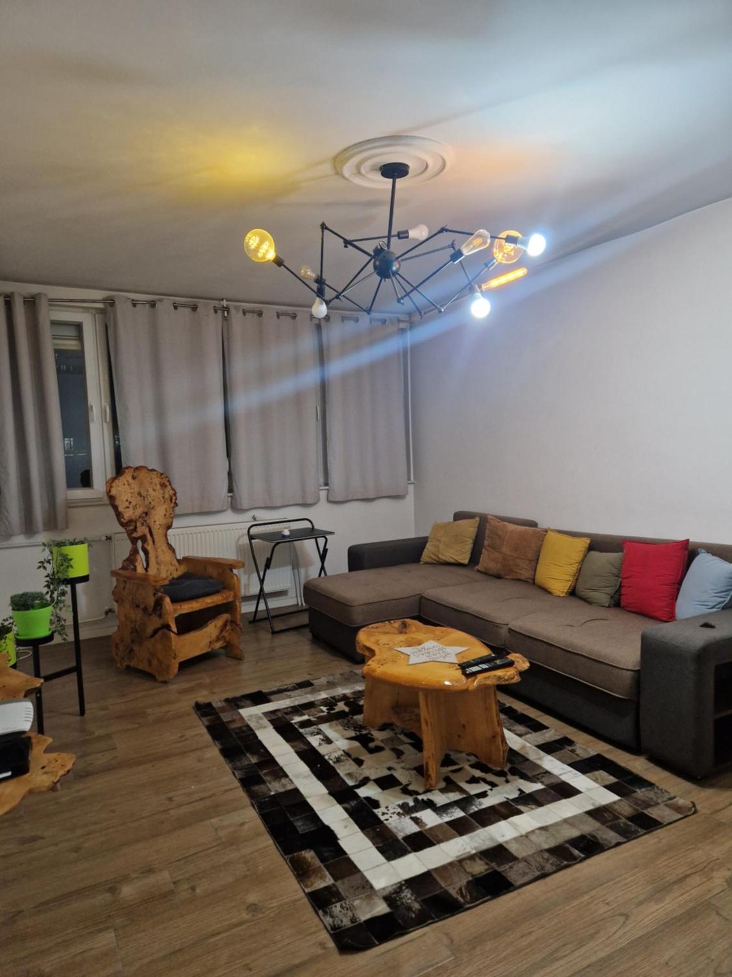 Aaa Apartment 프리슈티나 외부 사진